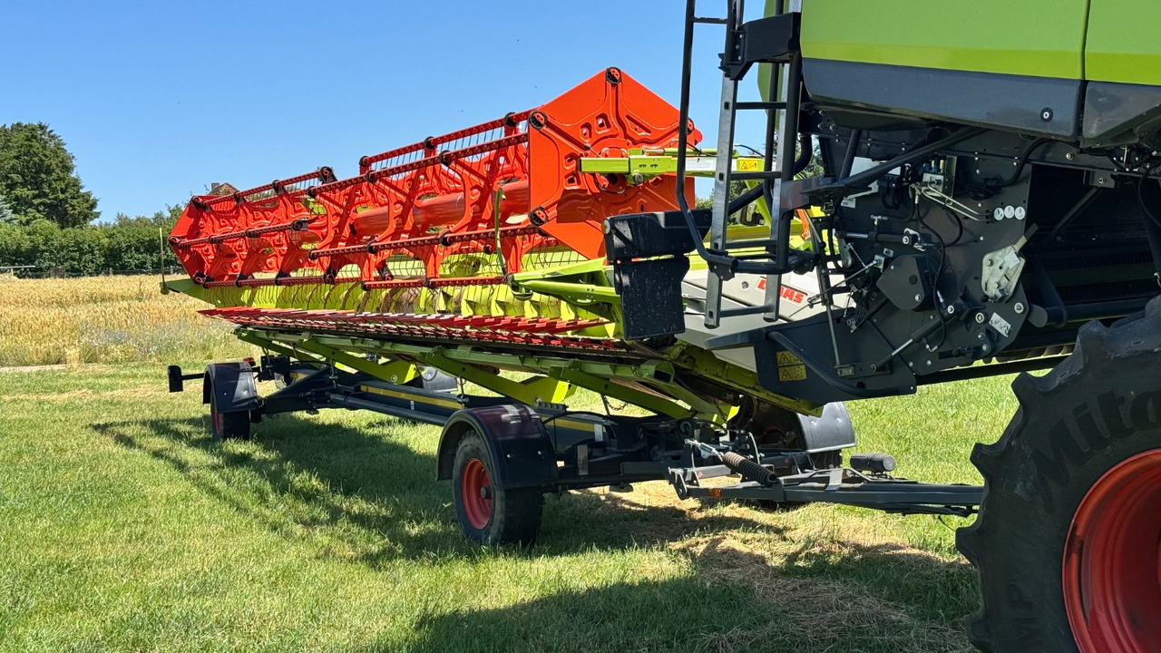 CLAAS Lexion 6900 TerraTrac 890 full Options - Sklízecí mlátička: obrázek 3 CLAAS Lexion 6900 TerraTrac 890 full Options - Sklízecí mlátička: obrázek 3
