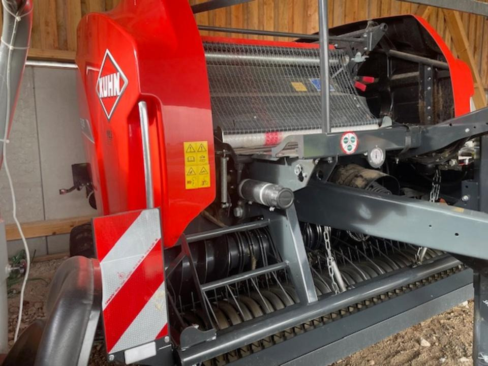 Rundballenpresse Kuhn FB 3125 OC 14 - Lis na válcové balíky: obrázek 2 Rundballenpresse Kuhn FB 3125 OC 14 - Lis na válcové balíky: obrázek 2
