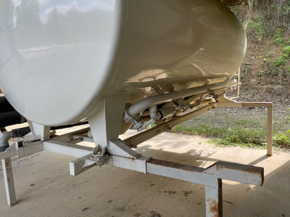 Wechselbrücke mit Silobehälter für den Mehltransport - Cisternový kontejner: obrázek 4 Wechselbrücke mit Silobehälter für den Mehltransport - Cisternový kontejner: obrázek 4