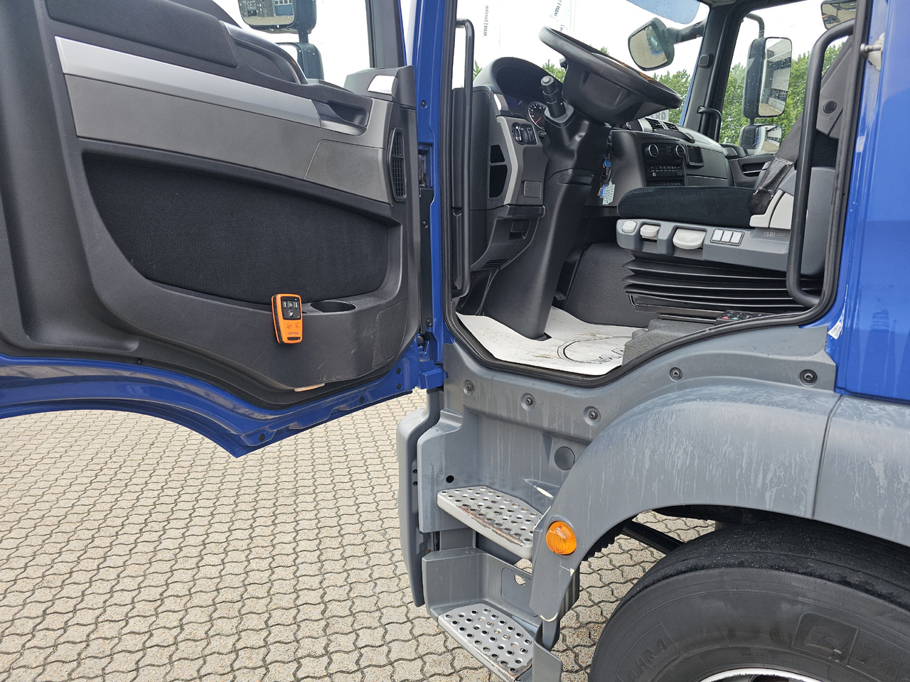 MAN TGM 18.290 - Skříňový nákladní auto: obrázek 5 MAN TGM 18.290 - Skříňový nákladní auto: obrázek 5