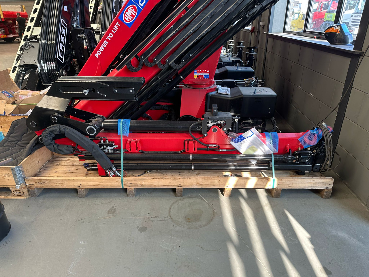 Mercedes Arocs 2653 6x4 40 T-mtr. - Tahač: obrázek 4 Mercedes Arocs 2653 6x4 40 T-mtr. - Tahač: obrázek 4