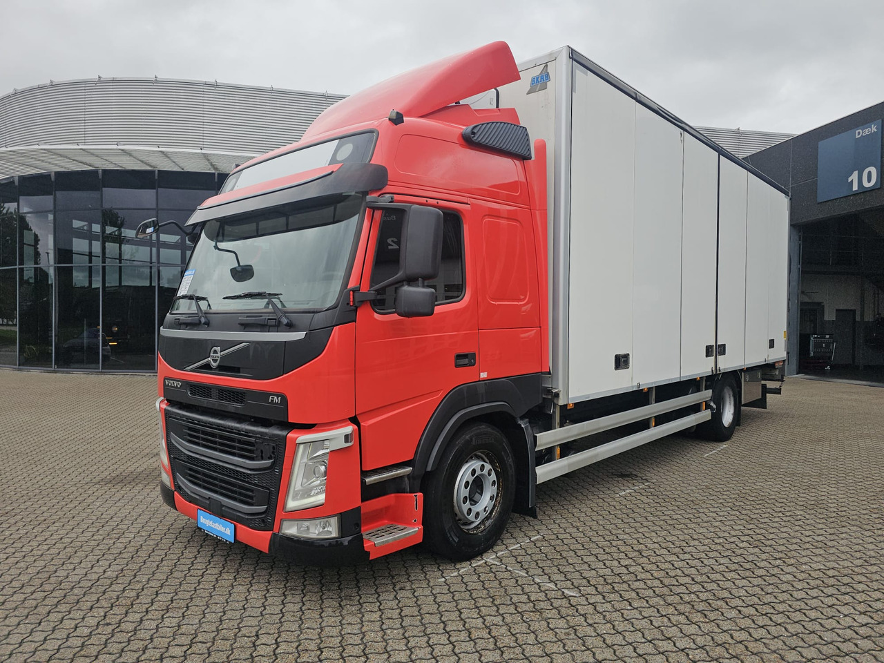 Volvo FM340 - Skříňový nákladní auto: obrázek 1 Volvo FM340 - Skříňový nákladní auto: obrázek 1