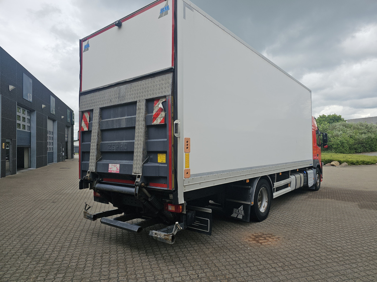 Volvo FM340 - Skříňový nákladní auto: obrázek 4 Volvo FM340 - Skříňový nákladní auto: obrázek 4