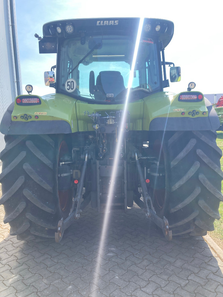 CLAAS Arion 650 CMATIC - Traktor: obrázek 3 CLAAS Arion 650 CMATIC - Traktor: obrázek 3