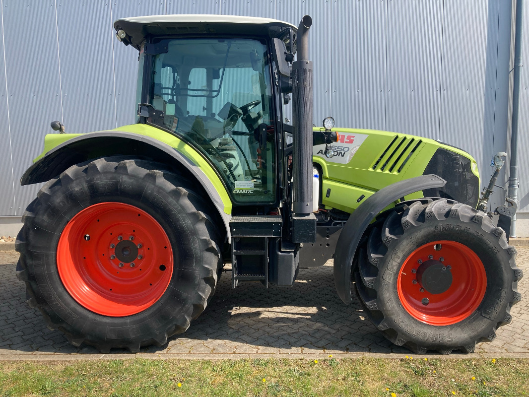 CLAAS Arion 650 CMATIC - Traktor: obrázek 1 CLAAS Arion 650 CMATIC - Traktor: obrázek 1