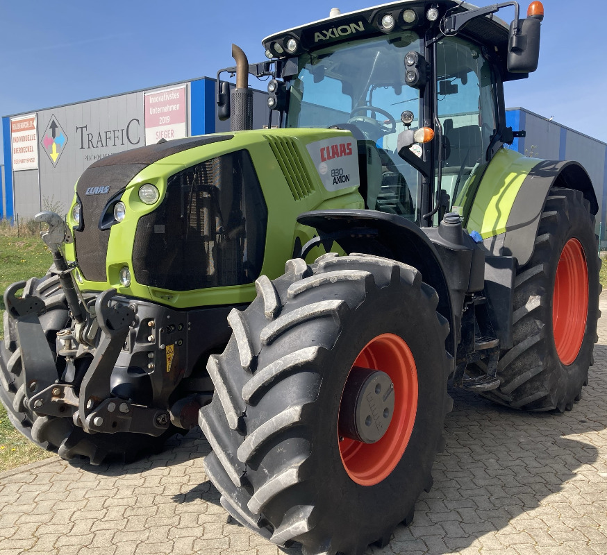 CLAAS Axion 830 CMATIC - Traktor: obrázek 2 CLAAS Axion 830 CMATIC - Traktor: obrázek 2