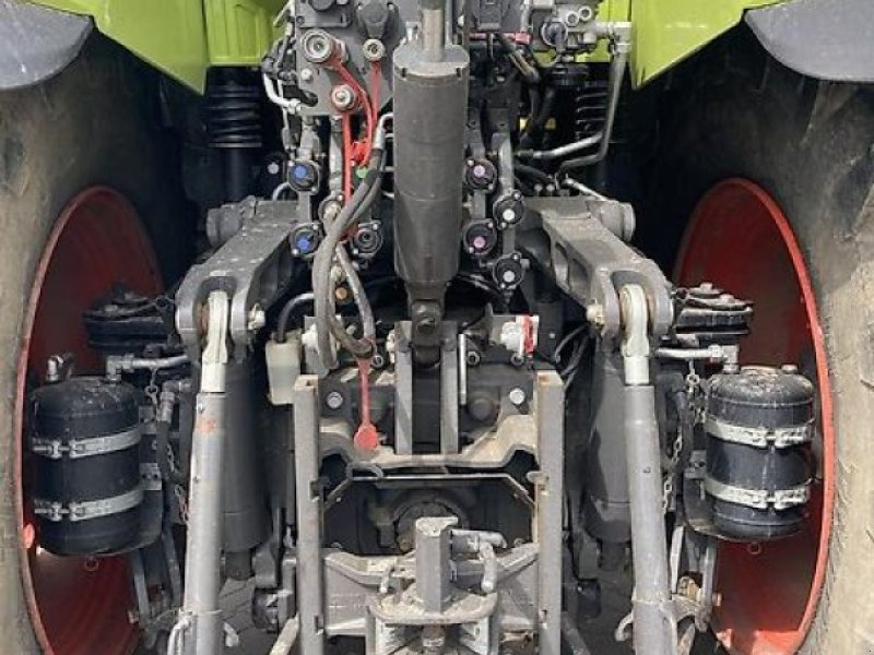 CLAAS Axion 850 CEBIS - Traktor: obrázek 4 CLAAS Axion 850 CEBIS - Traktor: obrázek 4