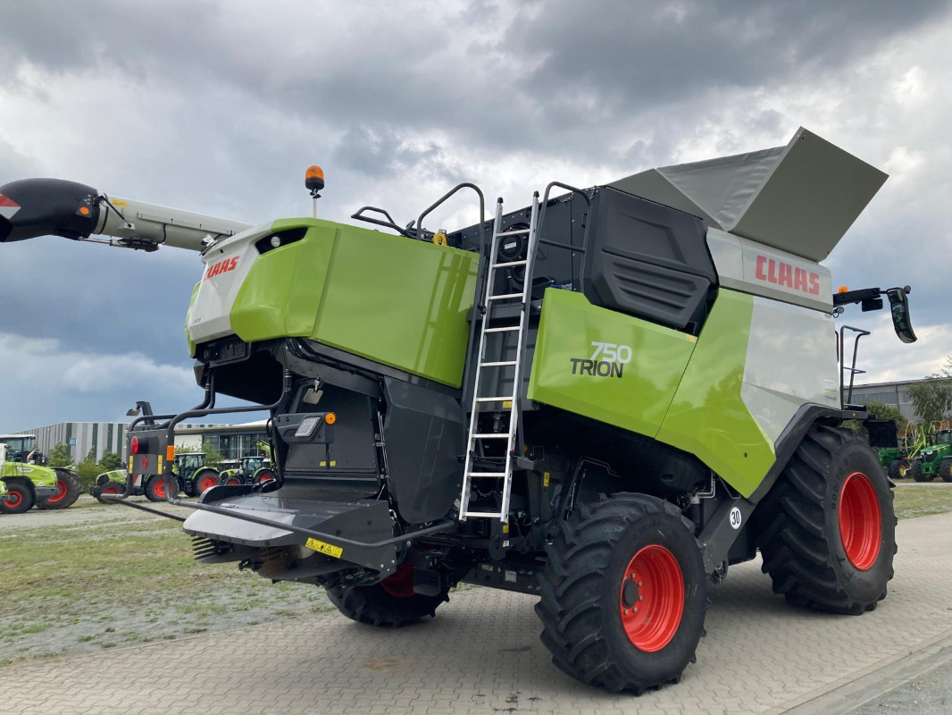 CLAAS Trion 750 leasing CLAAS Trion 750: obrázek 6
