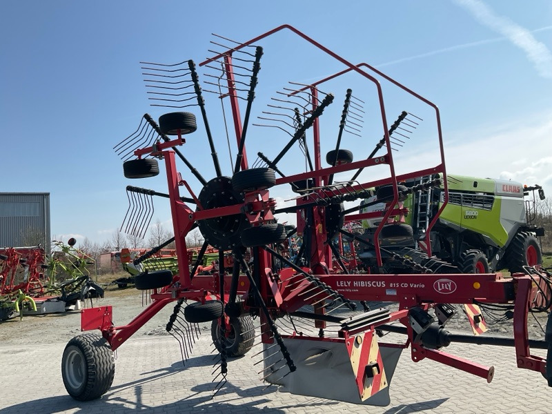 Lely Hibiscus 815 CD Vario - Obraceč/ Shrnovač: obrázek 1 Lely Hibiscus 815 CD Vario - Obraceč/ Shrnovač: obrázek 1