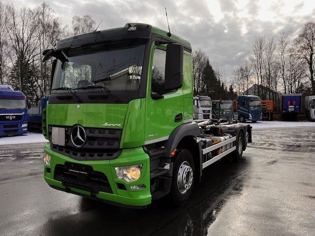 Mercedes-Benz Arocs 2643 Mit Meiller Abrollkipper Top - Hákový nosič kontejnerů: obrázek 3 Mercedes-Benz Arocs 2643 Mit Meiller Abrollkipper Top - Hákový nosič kontejnerů: obrázek 3