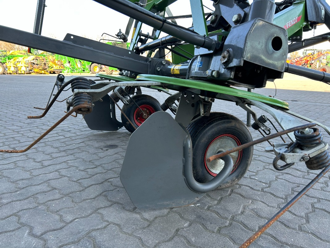 Fendt Lotus 770 - Obraceč/ Shrnovač: obrázek 3 Fendt Lotus 770 - Obraceč/ Shrnovač: obrázek 3