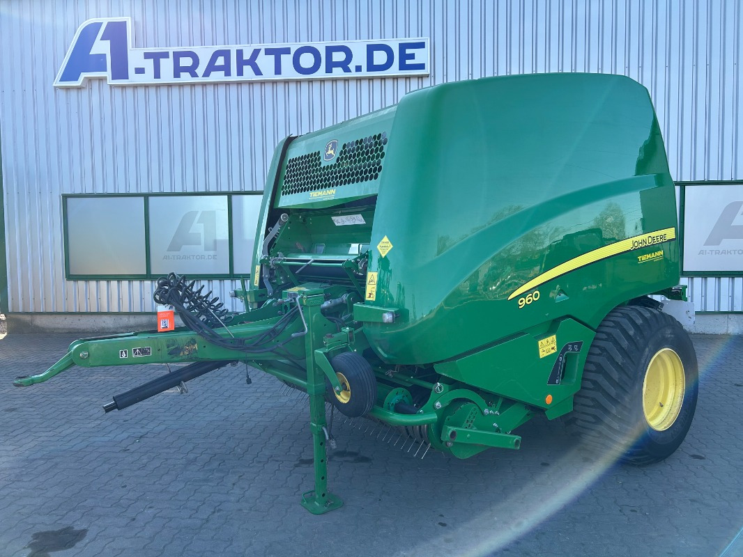 John Deere 960 Premium - Ovíječka: obrázek 1 John Deere 960 Premium - Ovíječka: obrázek 1