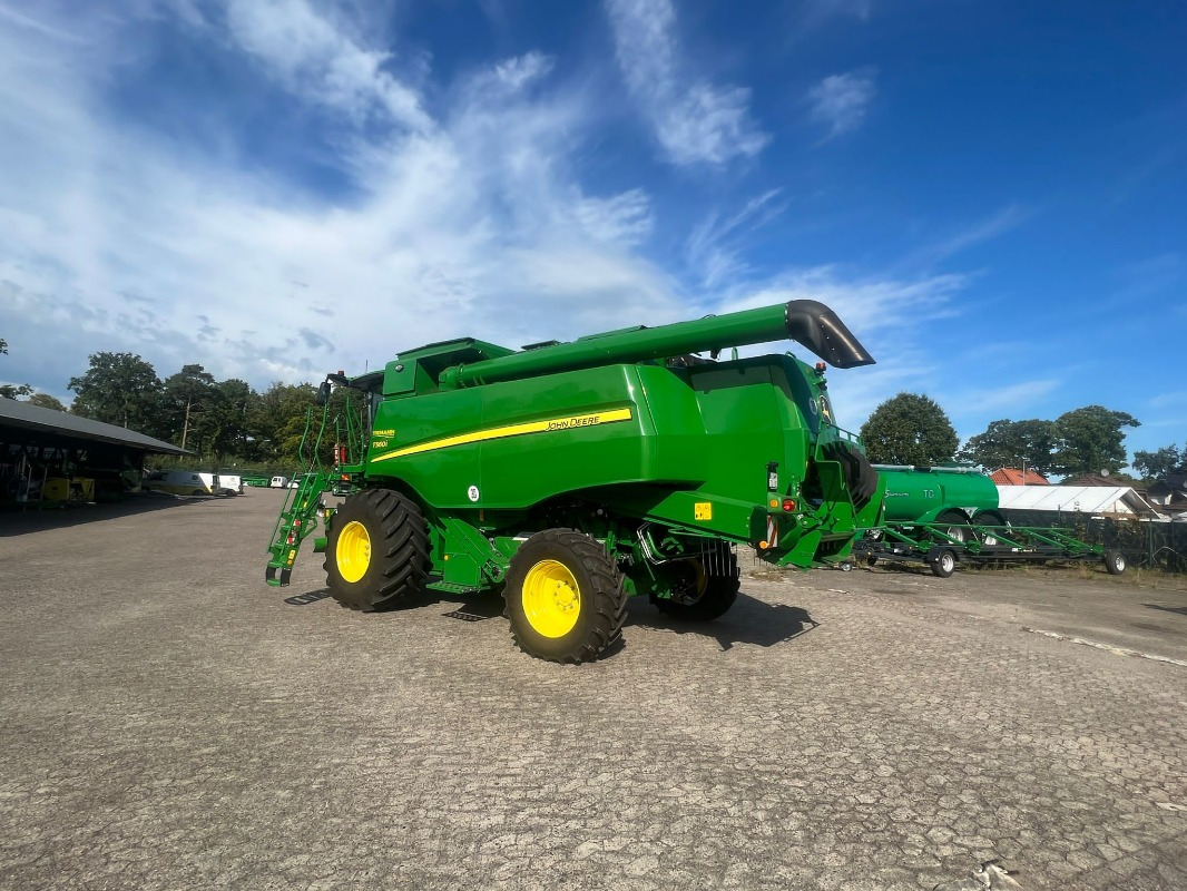 John Deere T560 - Sklízecí mlátička: obrázek 4 John Deere T560 - Sklízecí mlátička: obrázek 4