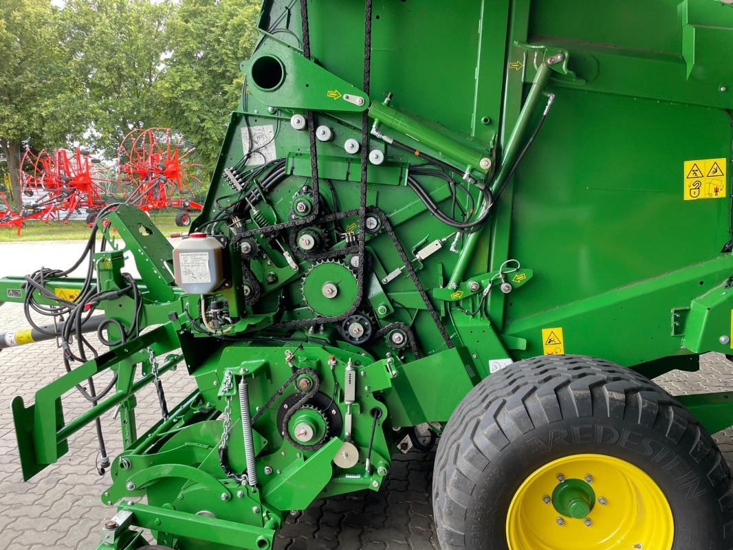 John Deere V451M - Ovíječka: obrázek 5 John Deere V451M - Ovíječka: obrázek 5