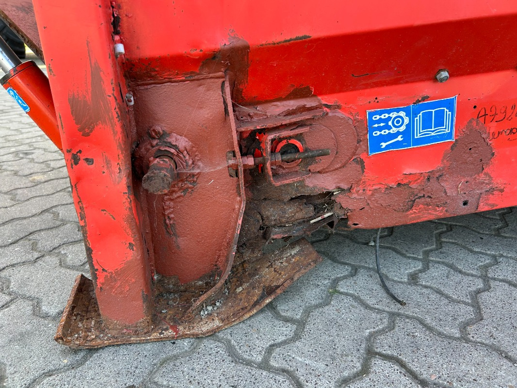 Kuhn Primor 2060 M - Technika na siláž: obrázek 3 Kuhn Primor 2060 M - Technika na siláž: obrázek 3