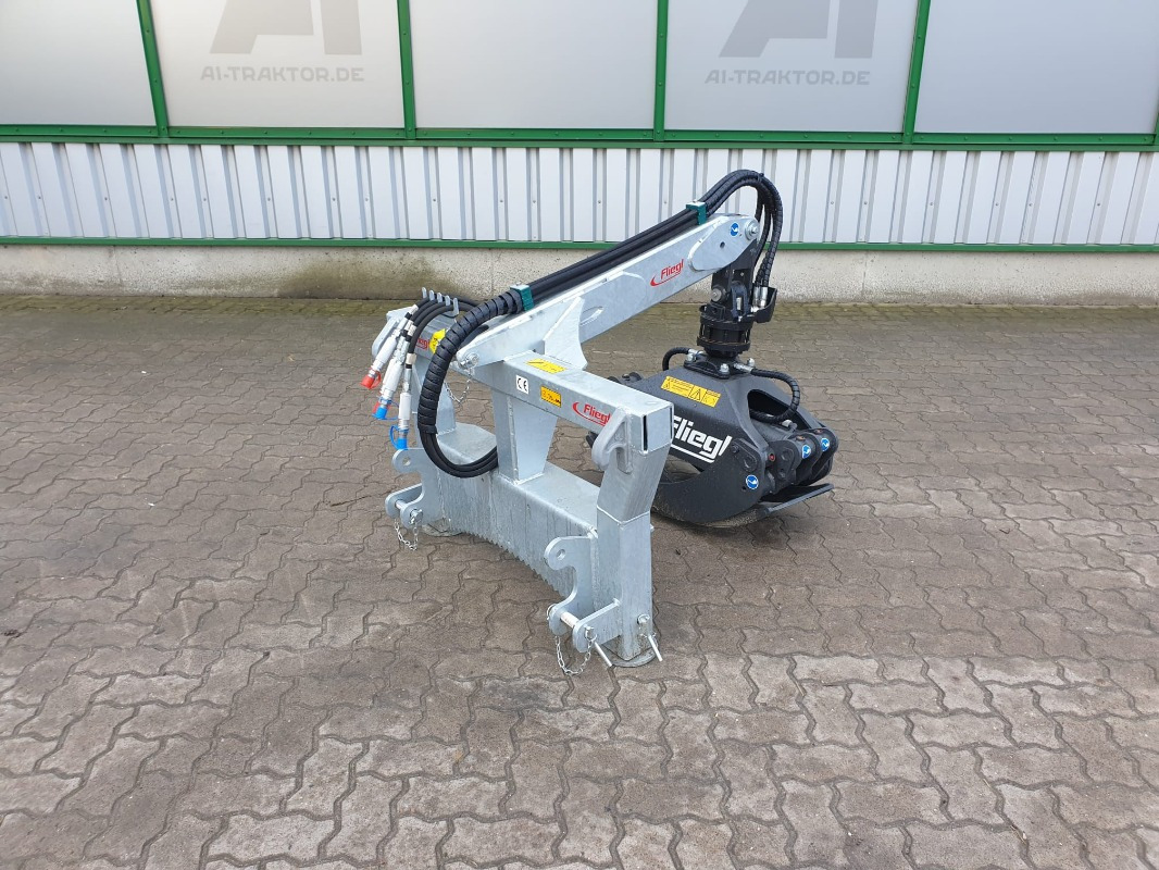Fliegl RZ 185 COMBI PLUS - Lesní technika: obrázek 1 Fliegl RZ 185 COMBI PLUS - Lesní technika: obrázek 1