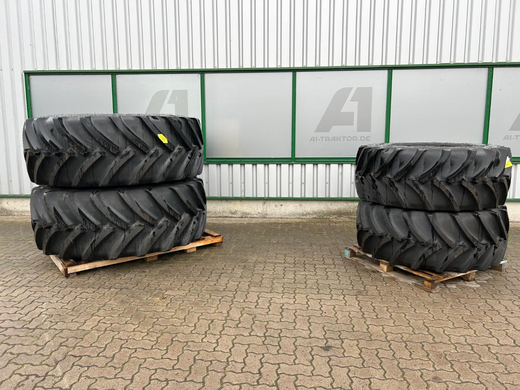 Mitas 710/70R42 600/65R30 SST Kompletträder - Pneumatiky pro Zemědělská technika: obrázek 1 Mitas 710/70R42 600/65R30 SST Kompletträder - Pneumatiky pro Zemědělská technika: obrázek 1