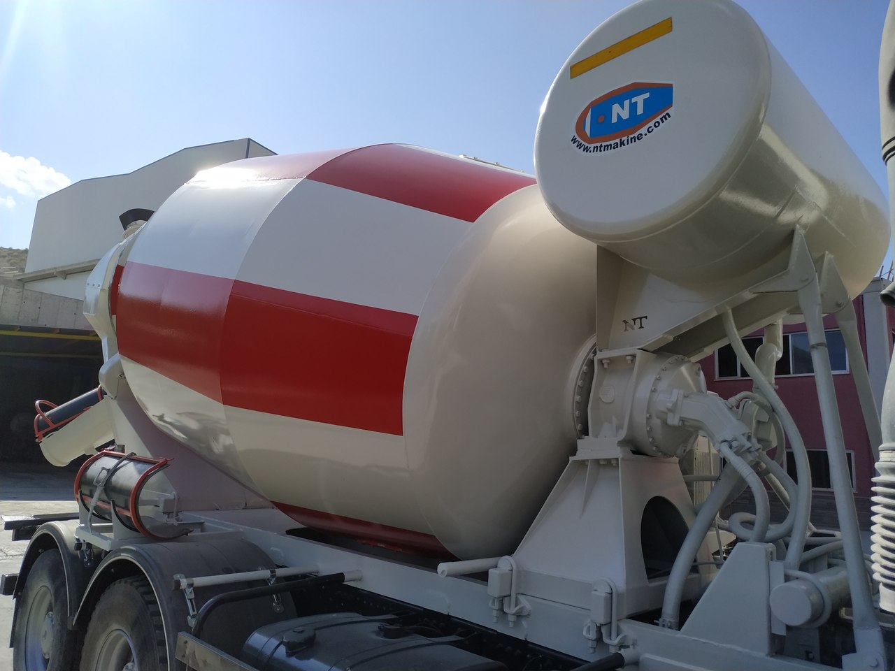 NT MAKINA 8-10-12 m3 CAPACITY MIXER - Buben autodomíchávače: obrázek 4 NT MAKINA 8-10-12 m3 CAPACITY MIXER - Buben autodomíchávače: obrázek 4
