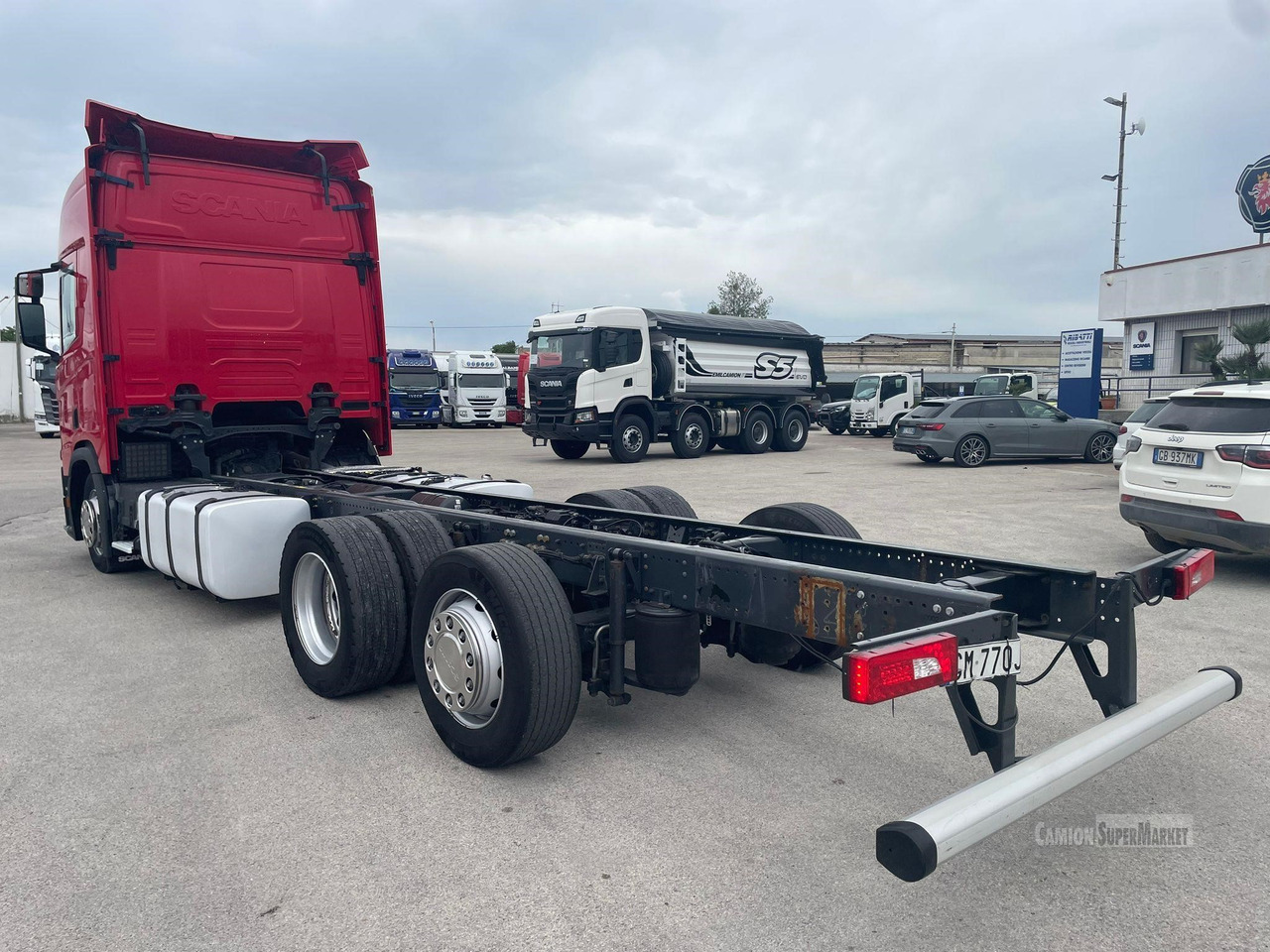 SCANIA R450 - Plachtový nákladní auto: obrázek 4 SCANIA R450 - Plachtový nákladní auto: obrázek 4