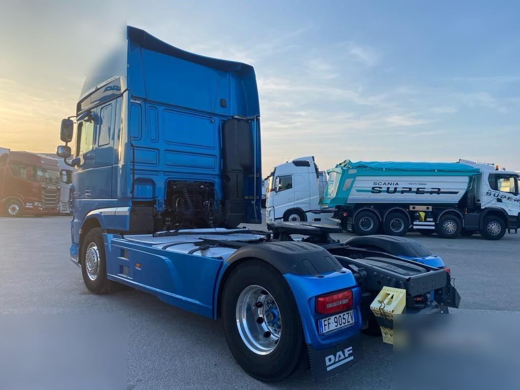 DAF XF105.510 - Tahač: obrázek 4 DAF XF105.510 - Tahač: obrázek 4