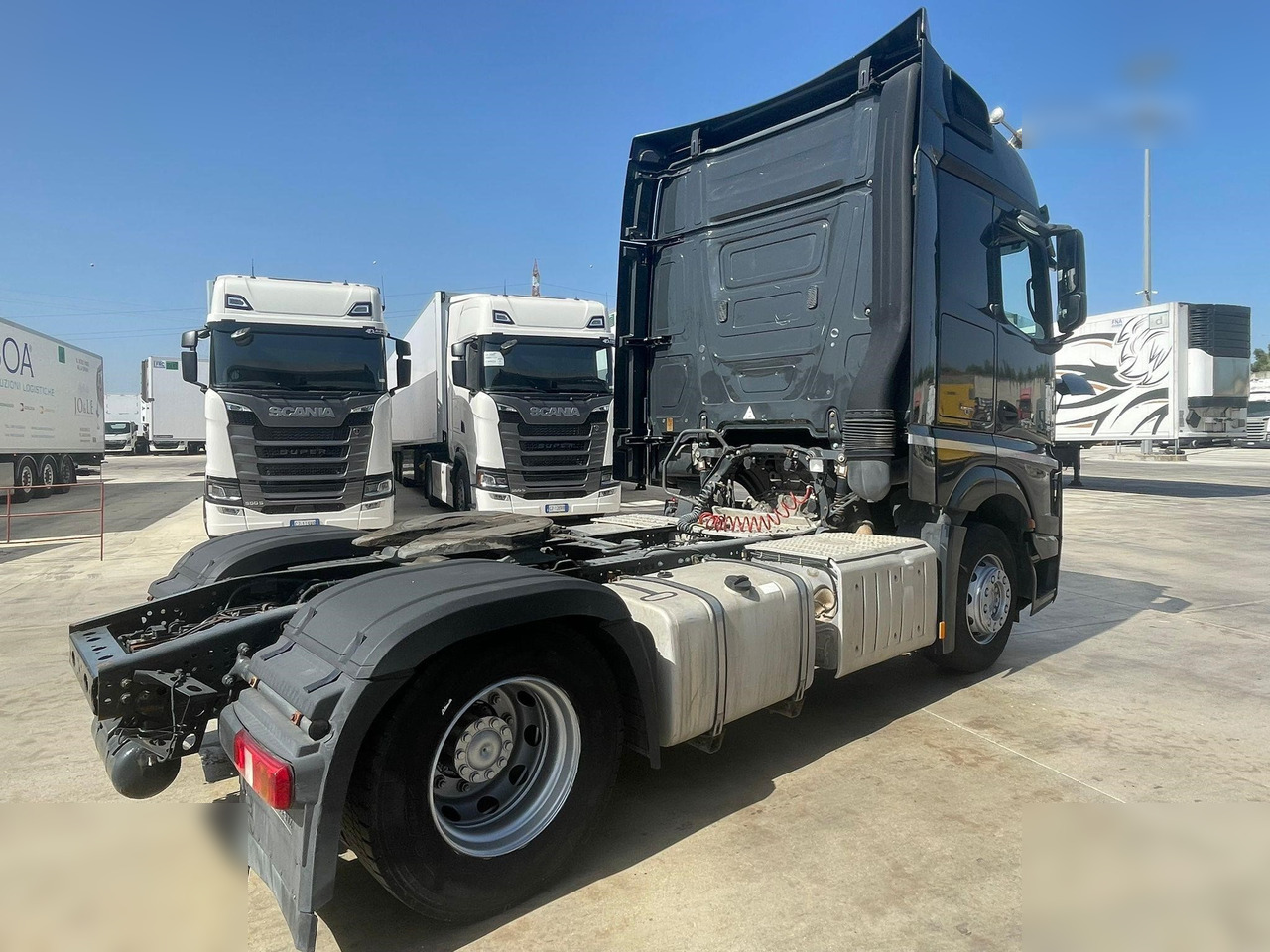 MERCEDES-BENZ ACTROS 1848 - Tahač: obrázek 3 MERCEDES-BENZ ACTROS 1848 - Tahač: obrázek 3