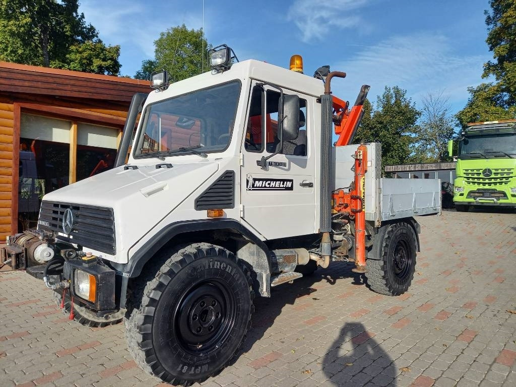 Unimog UNIMOG 4X4 - Auto s hydraulickou rukou: obrázek 3 Unimog UNIMOG 4X4 - Auto s hydraulickou rukou: obrázek 3