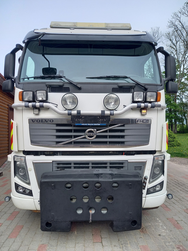 VOLVO FH16, 8x4, BIG AXLES, RETARDER, GW 39500 KG - Sklápěč: obrázek 4 VOLVO FH16, 8x4, BIG AXLES, RETARDER, GW 39500 KG - Sklápěč: obrázek 4