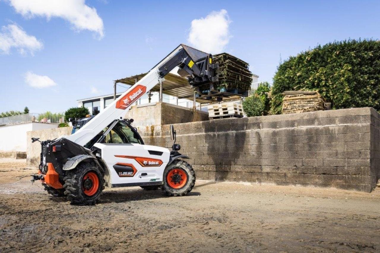 Bobcat TL25-60 Agri 1 5 Jahre 0% - Teleskopický manipulátor: obrázek 1 Bobcat TL25-60 Agri 1 5 Jahre 0% - Teleskopický manipulátor: obrázek 1