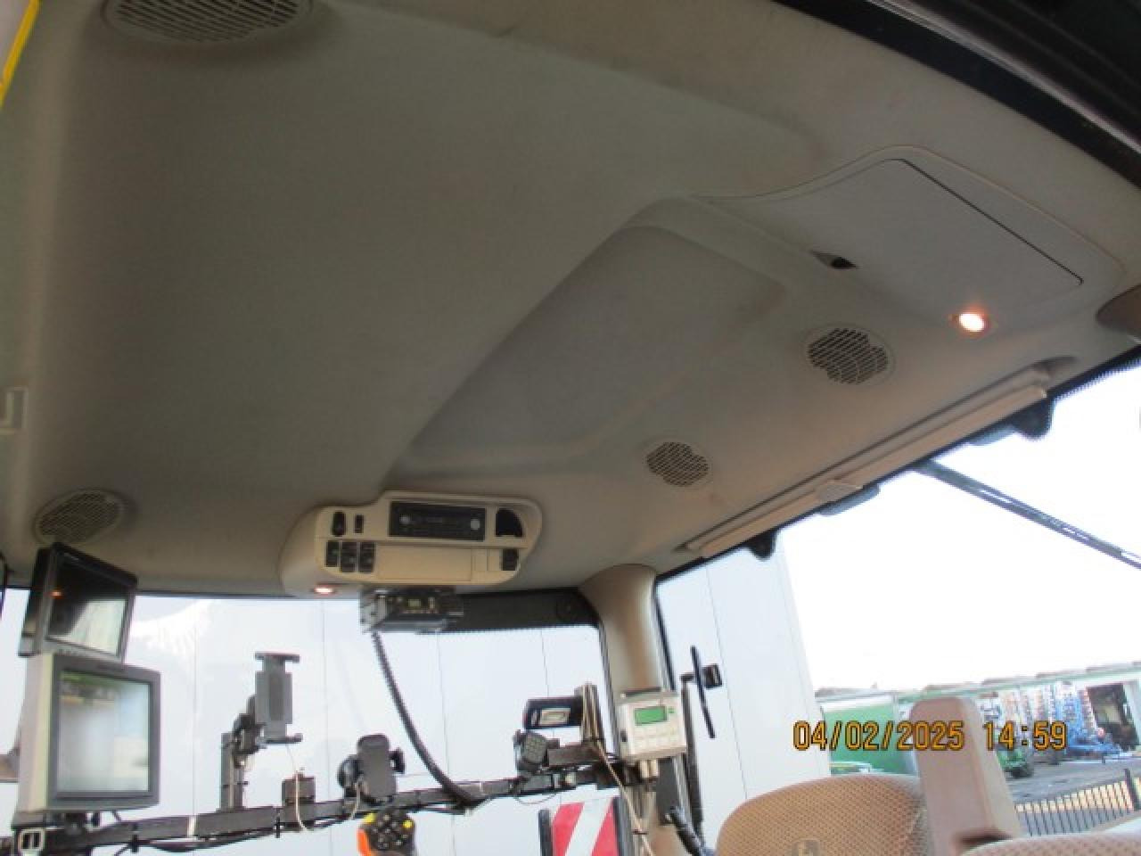 John Deere 6195 R Motor neu - Traktor: obrázek 4 John Deere 6195 R Motor neu - Traktor: obrázek 4