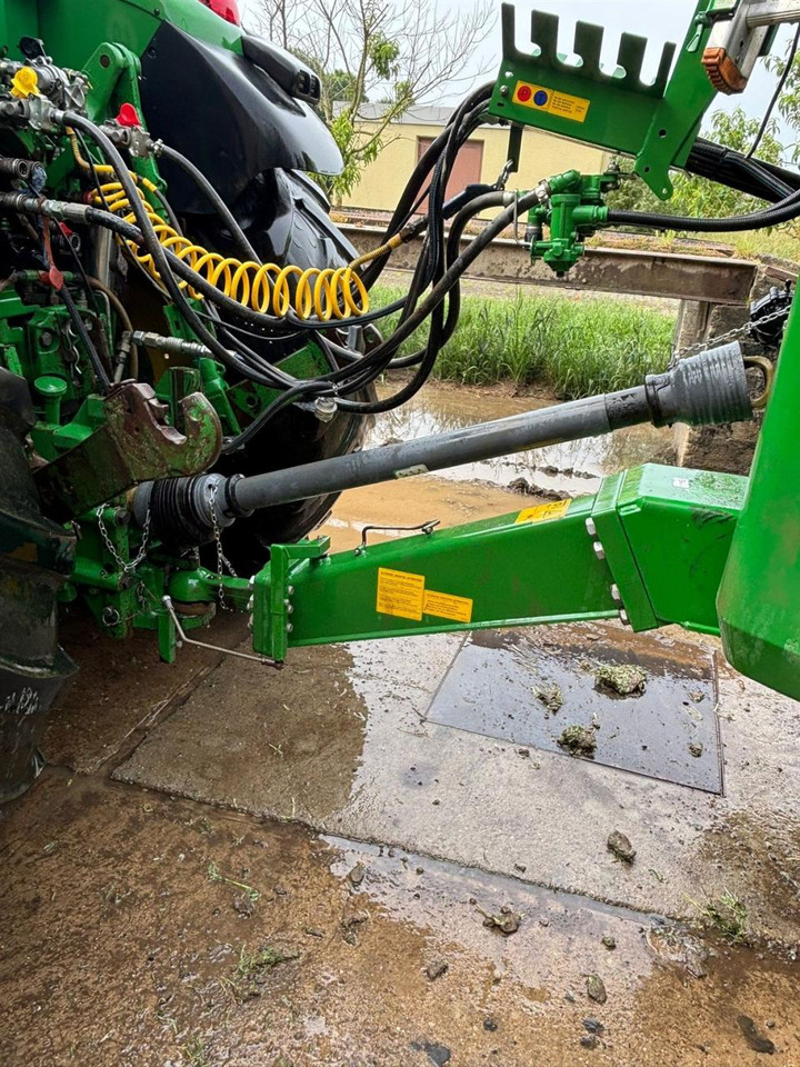 John Deere M952 I - Tažený postřikovač: obrázek 2 John Deere M952 I - Tažený postřikovač: obrázek 2