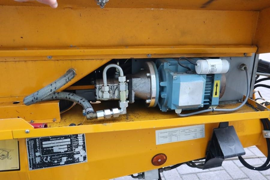 Denka-Lift JR12 Electric, 12m Working Height, 6.7m Reach, 120 - Přívěsná plošina: obrázek 5 Denka-Lift JR12 Electric, 12m Working Height, 6.7m Reach, 120 - Přívěsná plošina: obrázek 5