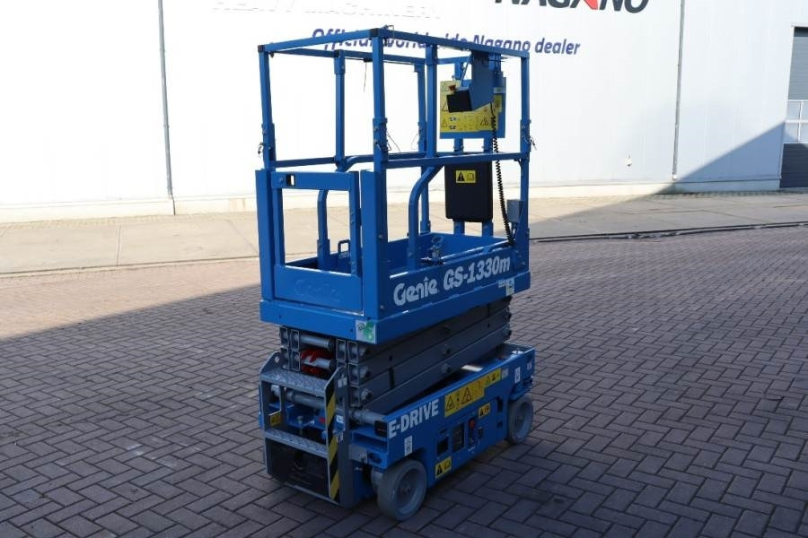 Genie GS1330M Valid inspection, *Guarantee! All-Electric - Nůžková plošina: obrázek 2 Genie GS1330M Valid inspection, *Guarantee! All-Electric - Nůžková plošina: obrázek 2