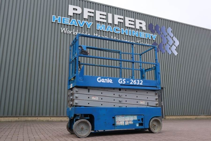 Genie GS2632 Electric, Working Height 10m, 227kg Capacit - Nůžková plošina: obrázek 1 Genie GS2632 Electric, Working Height 10m, 227kg Capacit - Nůžková plošina: obrázek 1