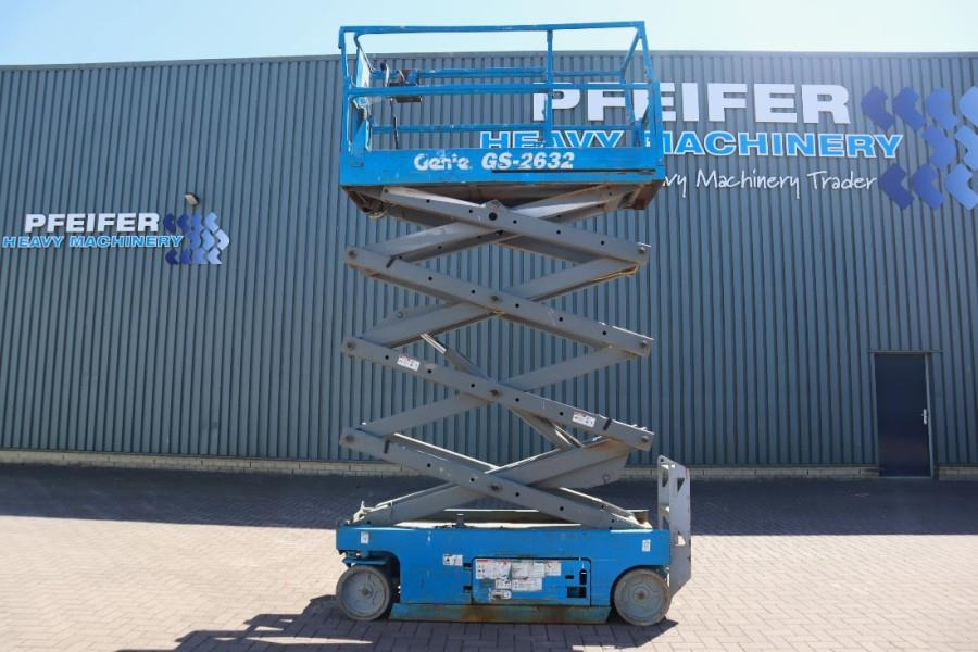 Genie GS2632 Electric, Working Height 10m, 227kg Capacit - Nůžková plošina: obrázek 5 Genie GS2632 Electric, Working Height 10m, 227kg Capacit - Nůžková plošina: obrázek 5
