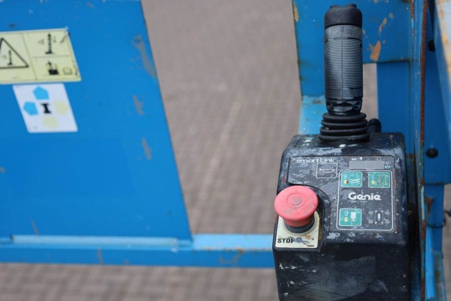 Genie GS4069 Electric, 14m Working Height, 363kg Capacit - Nůžková plošina: obrázek 3 Genie GS4069 Electric, 14m Working Height, 363kg Capacit - Nůžková plošina: obrázek 3