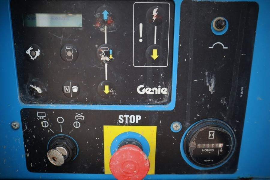 Genie GS4390 Diesel, 4x4 Drive, 15.11m Working Height 68 - Nůžková plošina: obrázek 3 Genie GS4390 Diesel, 4x4 Drive, 15.11m Working Height 68 - Nůžková plošina: obrázek 3