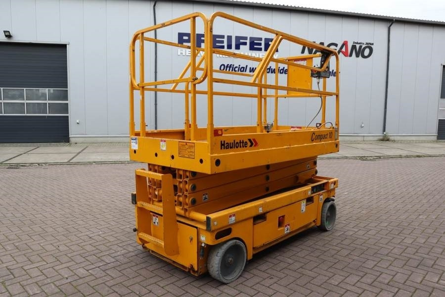 Haulotte Compact 10 Electric, 10m Working Height, 450kg Cap - Nůžková plošina: obrázek 2 Haulotte Compact 10 Electric, 10m Working Height, 450kg Cap - Nůžková plošina: obrázek 2