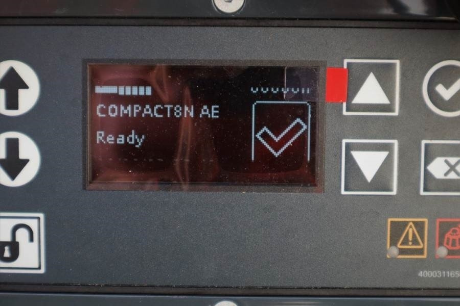 Nůžková plošina Haulotte Compact 8N Valid inspection, *Guarantee! 8m Workin: obrázek 15