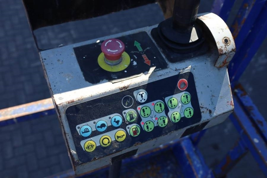 Haulotte H15SX Diesel, 4x4 Drive 15 Working Height, 500kg C - Nůžková plošina: obrázek 5 Haulotte H15SX Diesel, 4x4 Drive 15 Working Height, 500kg C - Nůžková plošina: obrázek 5