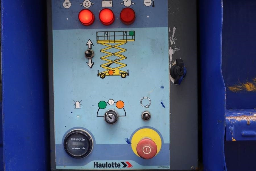 Haulotte H15SXL Diesel, 4x4 Drive, 15m Working Height, 500k - Nůžková plošina: obrázek 3 Haulotte H15SXL Diesel, 4x4 Drive, 15m Working Height, 500k - Nůžková plošina: obrázek 3