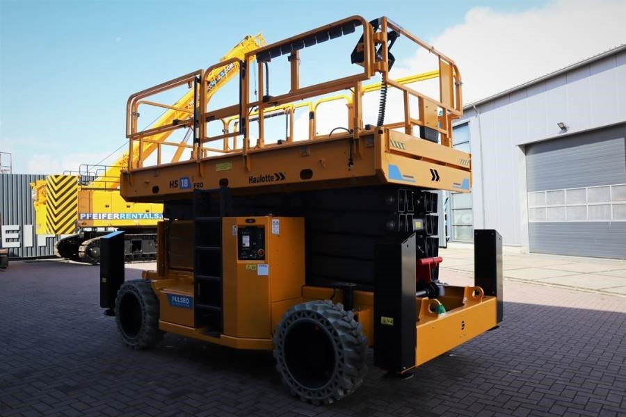 Haulotte HS18EPRO Full Electric 4x4 Drive, Versatile Use: O - Nůžková plošina: obrázek 2 Haulotte HS18EPRO Full Electric 4x4 Drive, Versatile Use: O - Nůžková plošina: obrázek 2