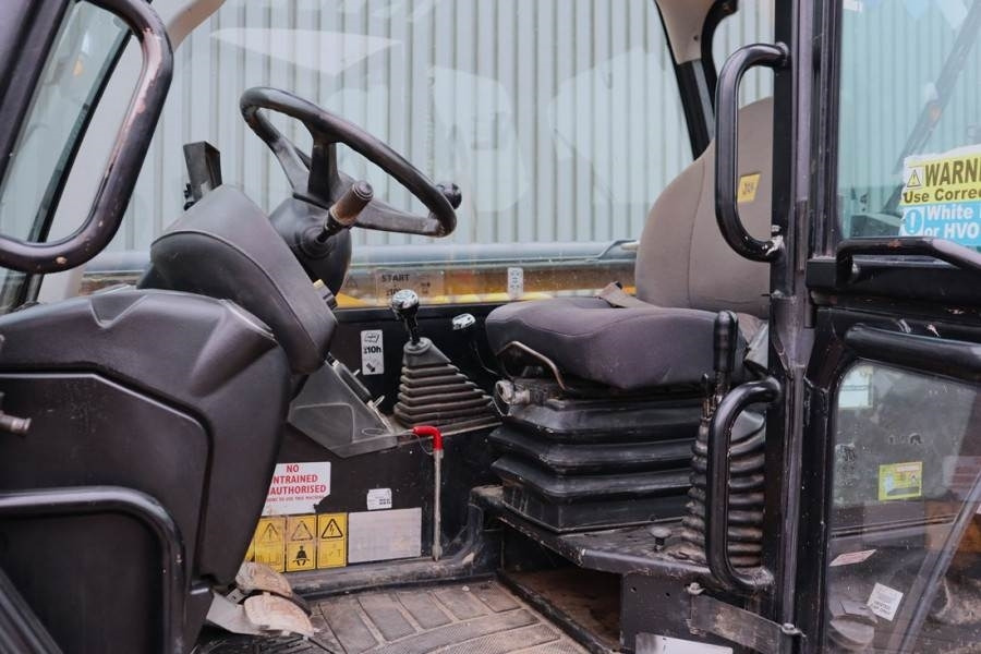 JCB 535-125 Diesel, 4x4x4 Drive, 12.5m Lifting Height, - Teleskopický manipulátor: obrázek 4 JCB 535-125 Diesel, 4x4x4 Drive, 12.5m Lifting Height, - Teleskopický manipulátor: obrázek 4