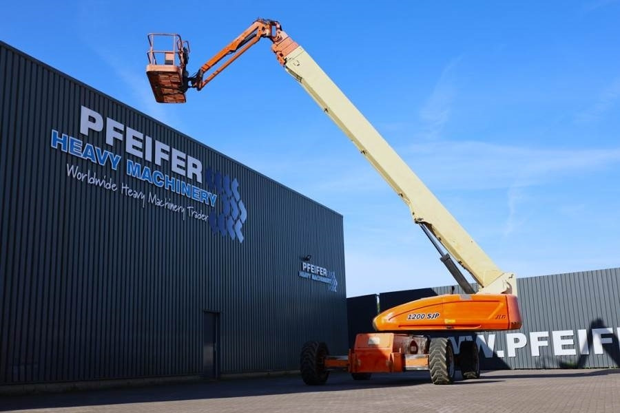 JLG 1200SJP Diesel, 4x4x4 Drive, 38.7m Working Height, - Teleskopická plošina: obrázek 2 JLG 1200SJP Diesel, 4x4x4 Drive, 38.7m Working Height, - Teleskopická plošina: obrázek 2