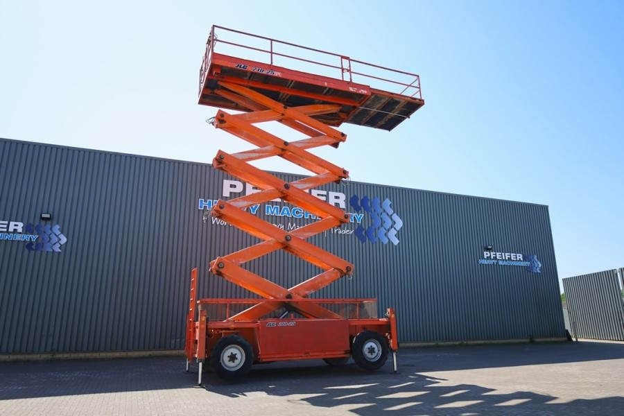 JLG 210-25 Diesel, 4x4 Drive, 23m Working Height, 1000 - Nůžková plošina: obrázek 2 JLG 210-25 Diesel, 4x4 Drive, 23m Working Height, 1000 - Nůžková plošina: obrázek 2