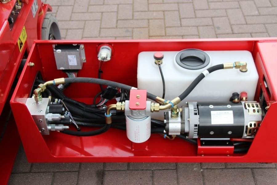 Magni ES1012E Electric, 10m Working Height, 450kg Capaci - Nůžková plošina: obrázek 4 Magni ES1012E Electric, 10m Working Height, 450kg Capaci - Nůžková plošina: obrázek 4