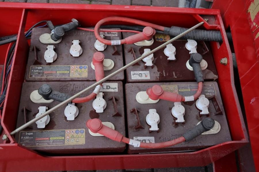 Magni ES1212E Valid inspection, *Guarantee! Electric, 12 - Nůžková plošina: obrázek 5 Magni ES1212E Valid inspection, *Guarantee! Electric, 12 - Nůžková plošina: obrázek 5