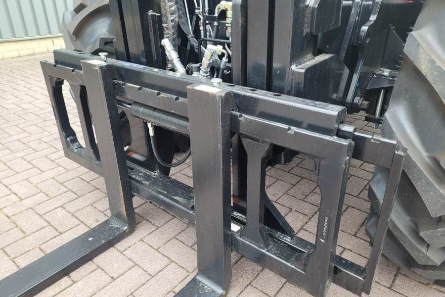 Manitou M30-4 Valid inspection, *Guarantee, Diesel, 4x4 Dr - Vysokozdvižný vozík terénní: obrázek 4 Manitou M30-4 Valid inspection, *Guarantee, Diesel, 4x4 Dr - Vysokozdvižný vozík terénní: obrázek 4