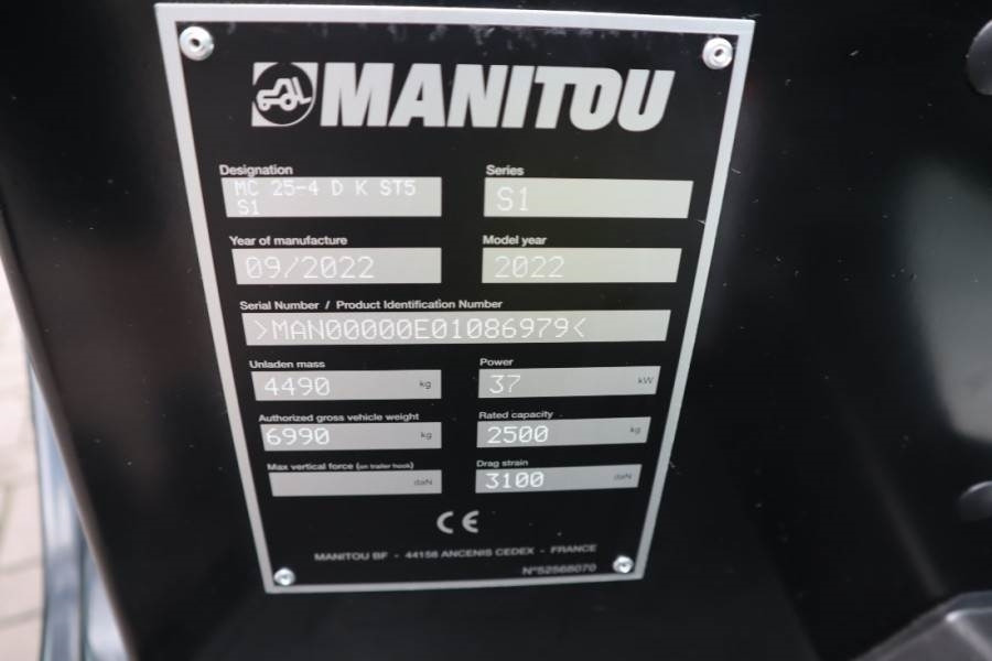 Manitou MC25-4 Valid Inspection, *Guarantee, Diesel, 4x4 D - Vysokozdvižný vozík terénní: obrázek 5 Manitou MC25-4 Valid Inspection, *Guarantee, Diesel, 4x4 D - Vysokozdvižný vozík terénní: obrázek 5