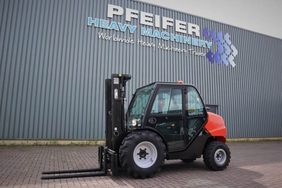 Manitou MC25-4 Valid Inspection, *Guarantee, Diesel, 4x4 D - Vysokozdvižný vozík terénní: obrázek 1 Manitou MC25-4 Valid Inspection, *Guarantee, Diesel, 4x4 D - Vysokozdvižný vozík terénní: obrázek 1