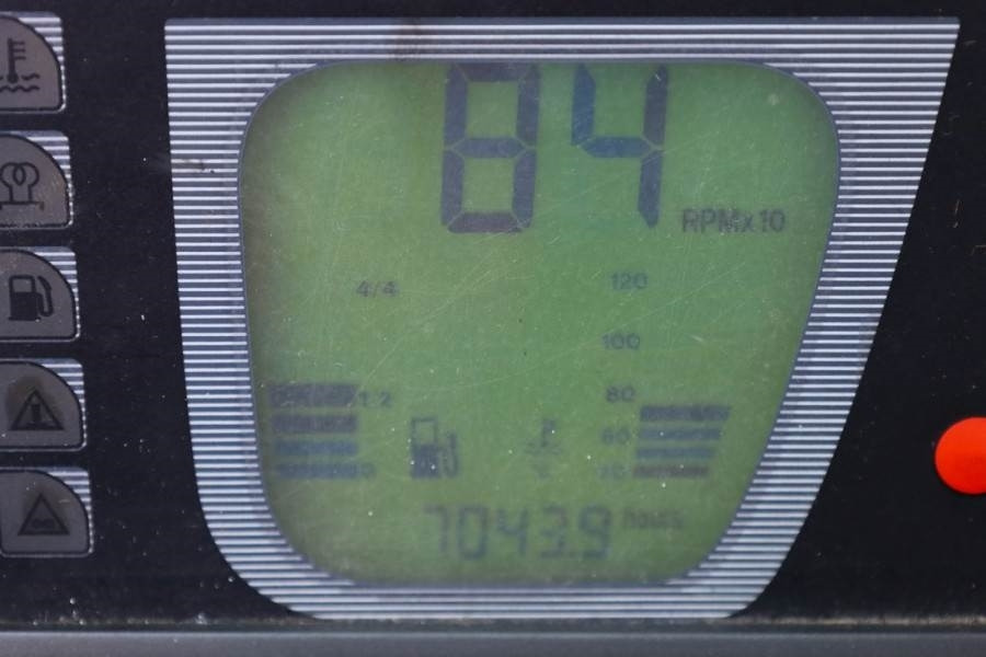 Manitou MRT2150 Privilege Diesel, 4x4 Drive And 4-Wheel St - Teleskopický manipulátor: obrázek 5 Manitou MRT2150 Privilege Diesel, 4x4 Drive And 4-Wheel St - Teleskopický manipulátor: obrázek 5